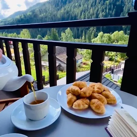 Estalagem & Nesh Tatariv